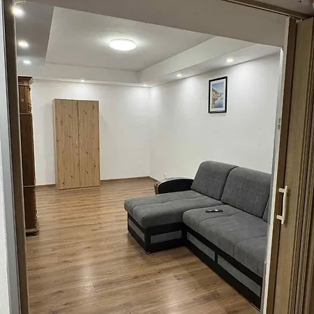 アパート U Honzika